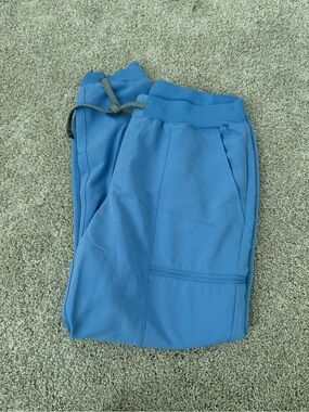 Fabletics scrubs Jogger